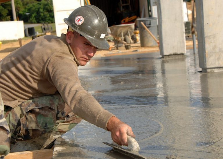 Le béton : lissé, ciré, verni ou patiné ?